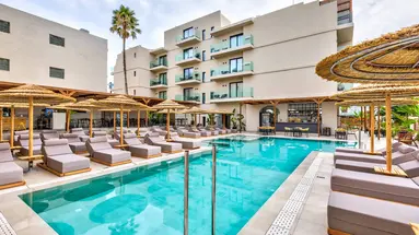Cabana Blu Hotel & Suites