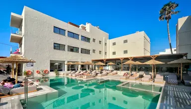Cabana Blu Hotel & Suites