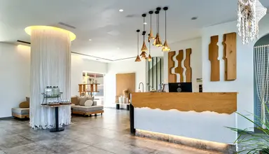 Cabana Blu Hotel & Suites
