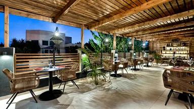 Cabana Blu & Suites