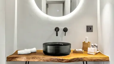 Cabana Blu & Suites