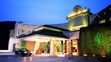 Cactus Resort
