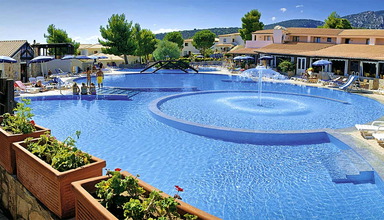 Cala Gonone Beach Village