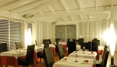 Cala Rosa Club