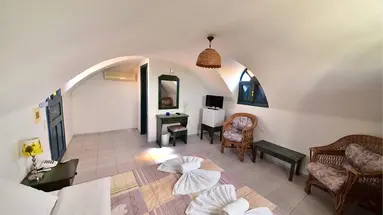 Caldera View Resort