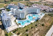 Calido Maris Resort