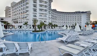 Calido Maris Resort
