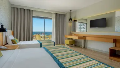 Calido Maris Resort