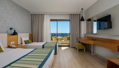 Calido Maris Resort