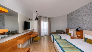 Calido Maris Resort