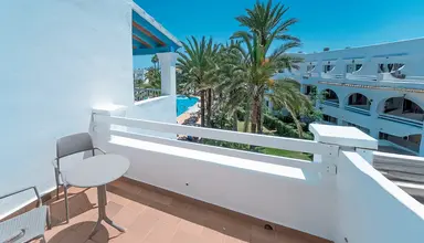 Calimera Fido Gardens