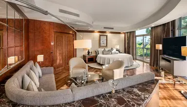 Calista Luxury