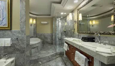 Calista Luxury