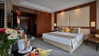 Calista Luxury