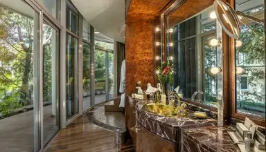 Calista Luxury