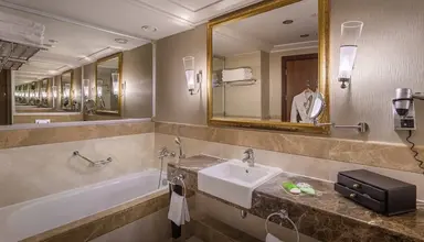 Calista Luxury