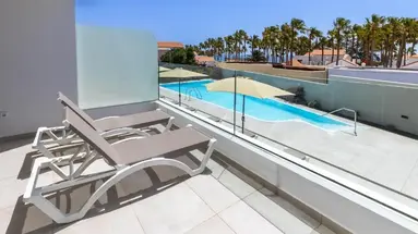Calm Beach Apartments