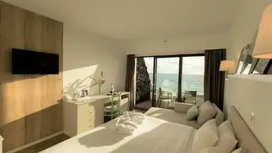 Caloura Resort