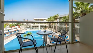 Cameo Beach Resort