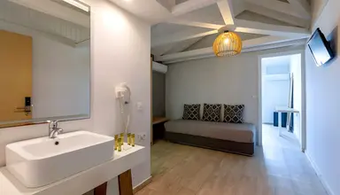 Cameo Beach Resort