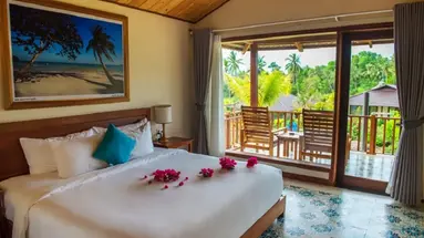 Camia Resort & Spa