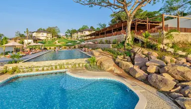 Camia Resort & Spa