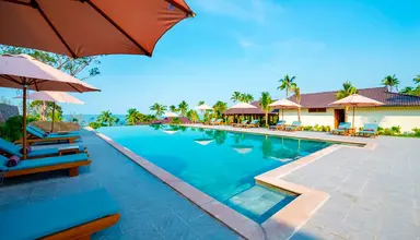 Camia Resort & Spa