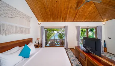 Camia Resort & Spa