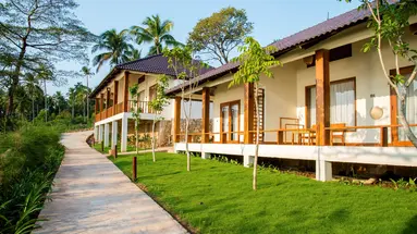 Camia Resort & Spa