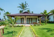 Camia Resort & Spa