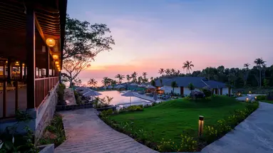 Camia Resort & Spa