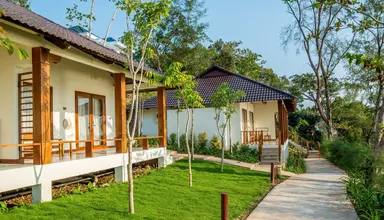Camia Resort & Spa