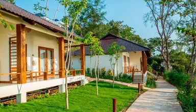 Camia Resort & Spa