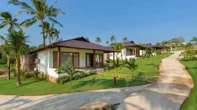 Camia Resort & Spa