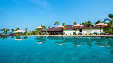 Camia Resort & Spa