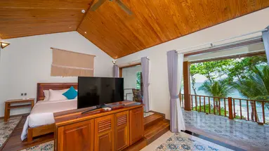 Camia Resort & Spa