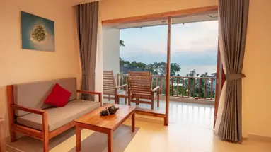 Camia Resort & Spa