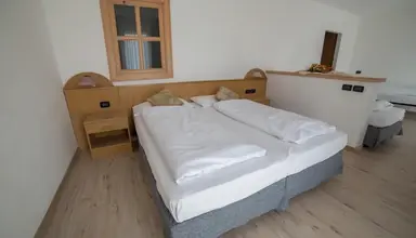 Caminetto Mountain Resort