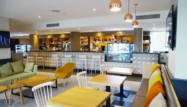Campanile Val de France
