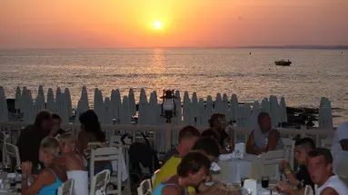 Can Garden Beach