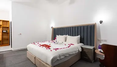 Canary Hotel And Spa