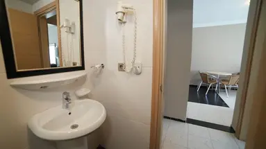 Candan Apart Hotel