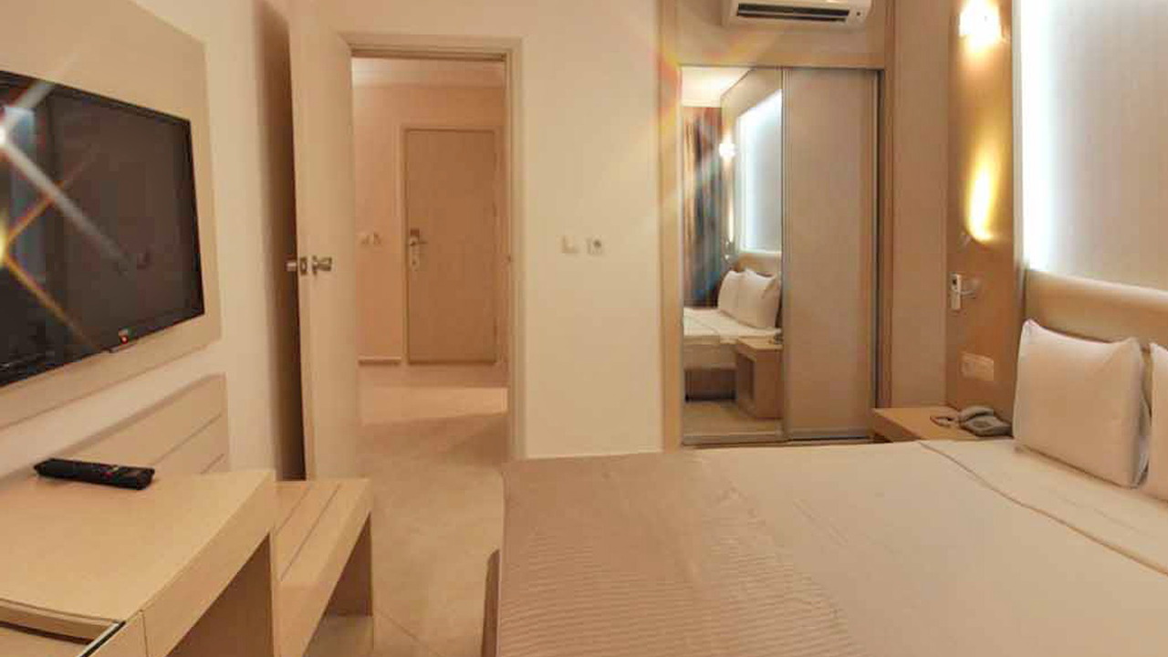 Cande Onura Holiday Village