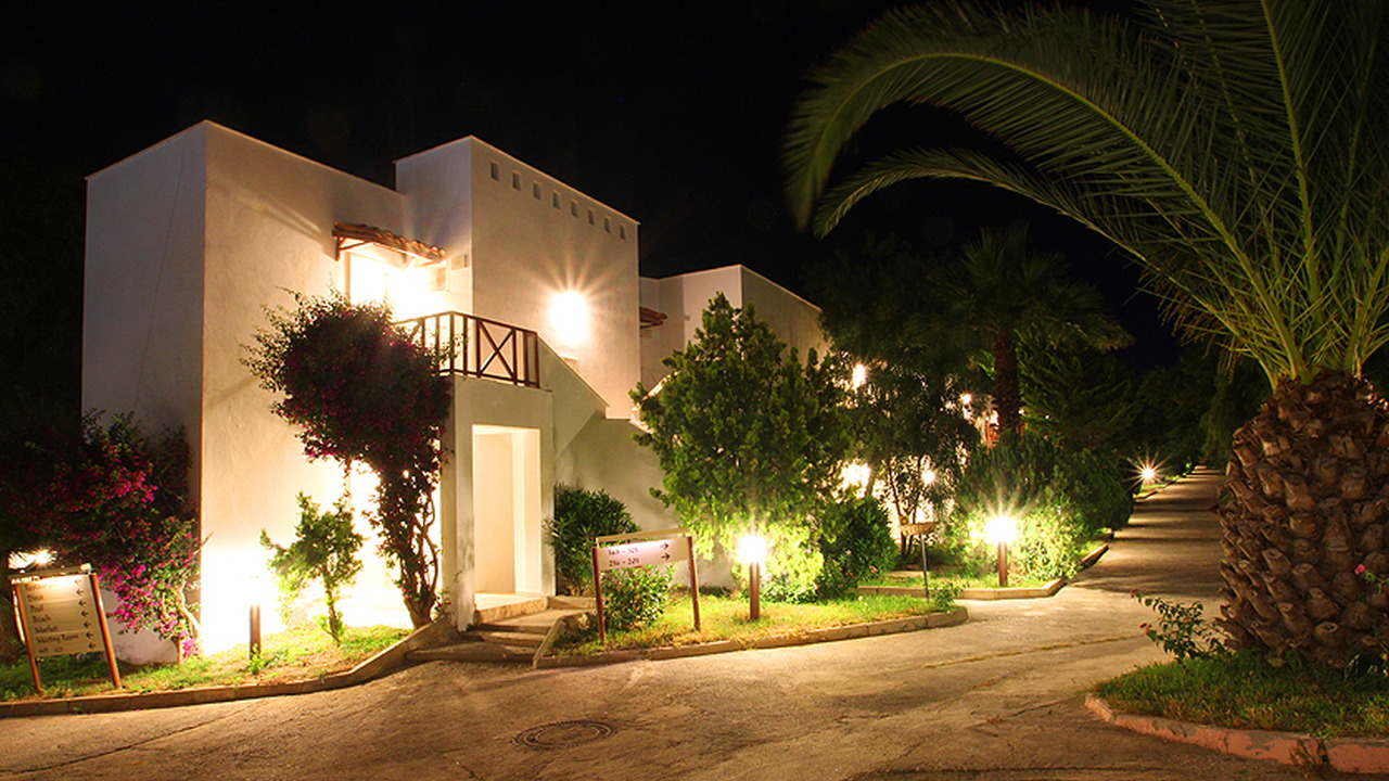 Cande Onura Holiday Village