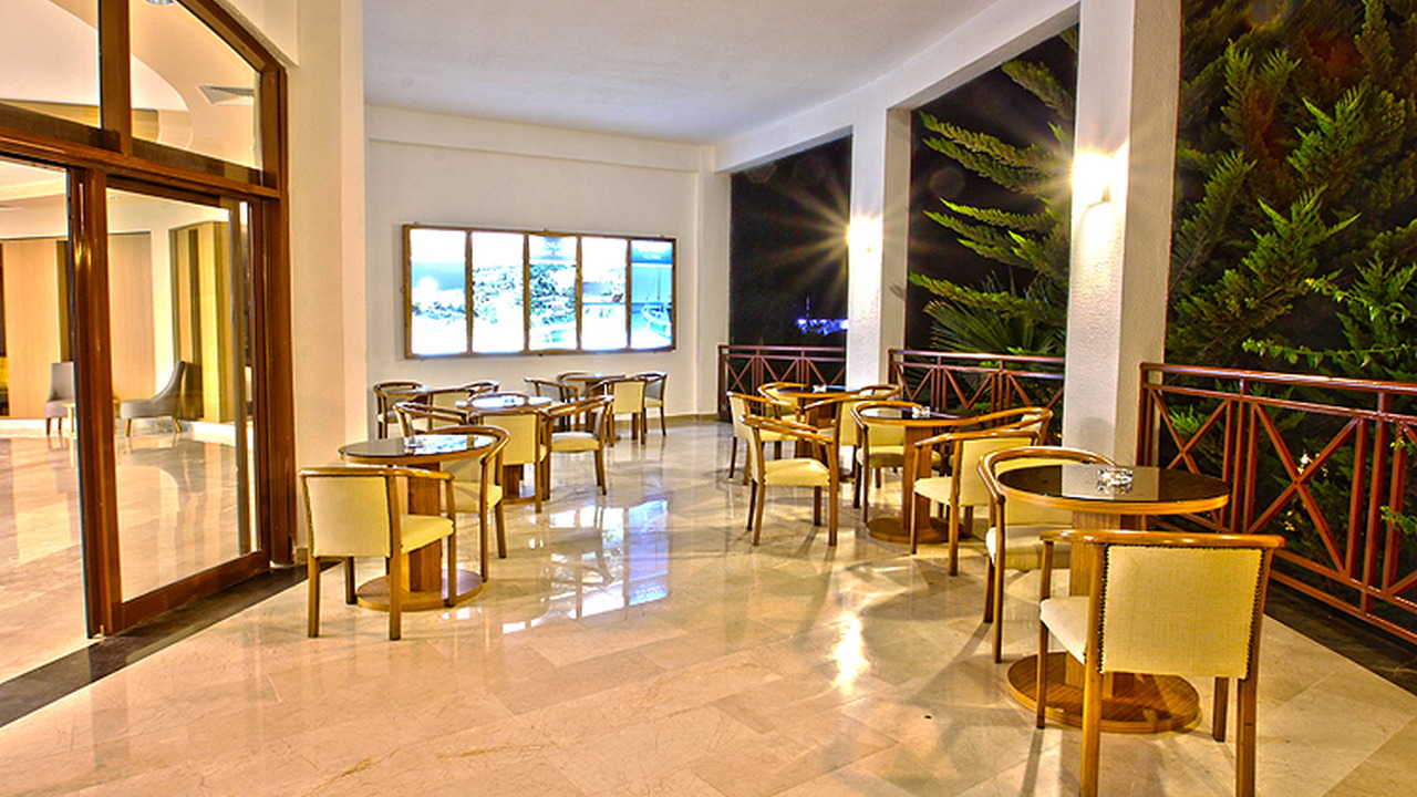 Cande Onura Holiday Village