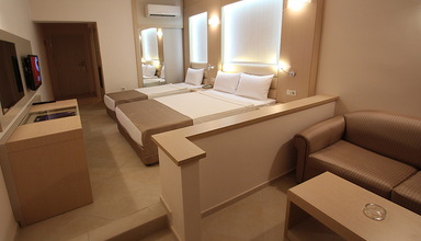 Cande Onura Holiday Village