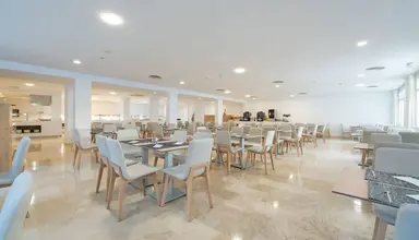 Caprice Isabel Aparthotel