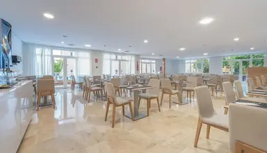 Caprice Isabel Aparthotel