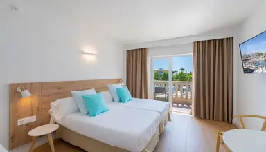 Caprice Isabel Aparthotel