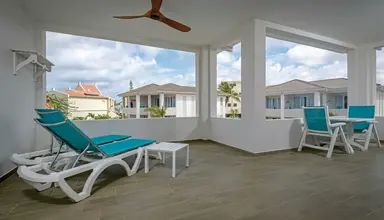 Captain Don's Habitat